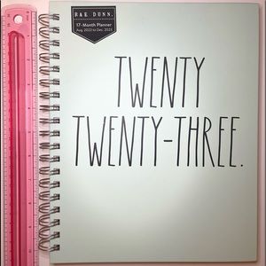 NEW Rae Dunn TWENTY TWENTY-THREE 17 Month Planner 🗓-Mint/Black